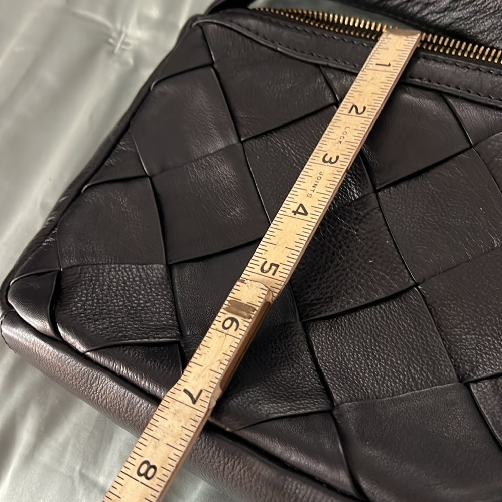 HOBO Black Woven Leather Crossbody Shoulder Bag with Tassel - Picture 7 of 10